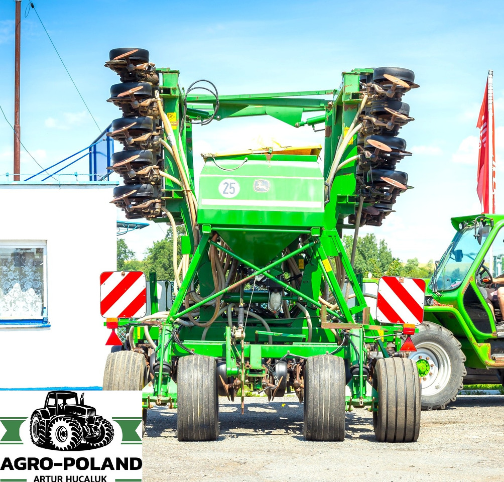 JOHN DEERE 750 A - 6 M - 2008 ROK - Semoir: photos 4 JOHN DEERE 750 A - 6 M - 2008 ROK - Semoir: photos 4