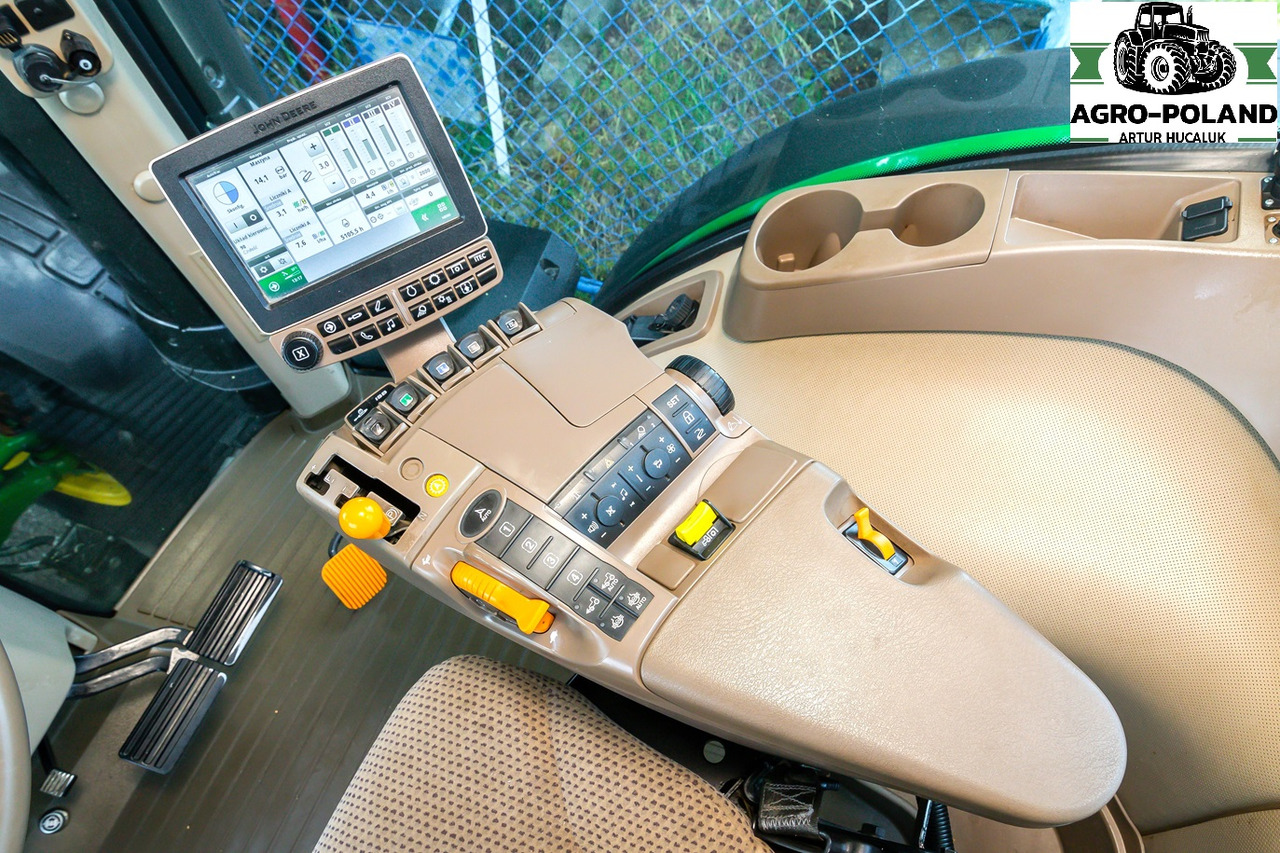 JOHN DEERE 8295 R - 5105 h - POWERSHIFT - AUTOTRAC - 2016 ROK - ORYGINALNE OPONY - Tracteur agricole: photos 3 JOHN DEERE 8295 R - 5105 h - POWERSHIFT - AUTOTRAC - 2016 ROK - ORYGINALNE OPONY - Tracteur agricole: photos 3