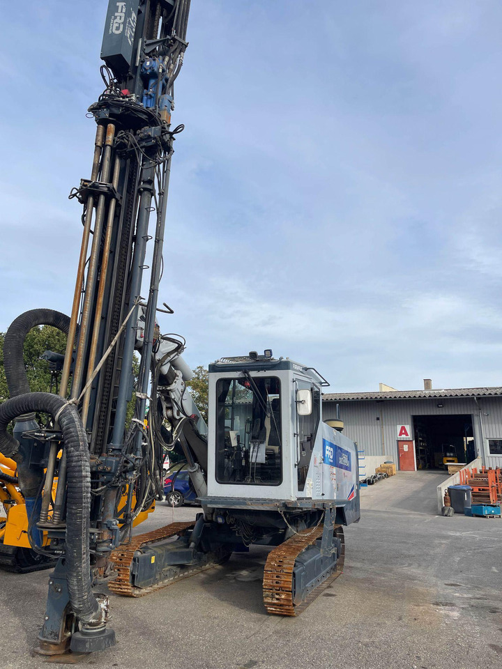 FURUKAWA HCR 1600 ED (hors du trou) - Foreuse: photos 2 FURUKAWA HCR 1600 ED (hors du trou) - Foreuse: photos 2