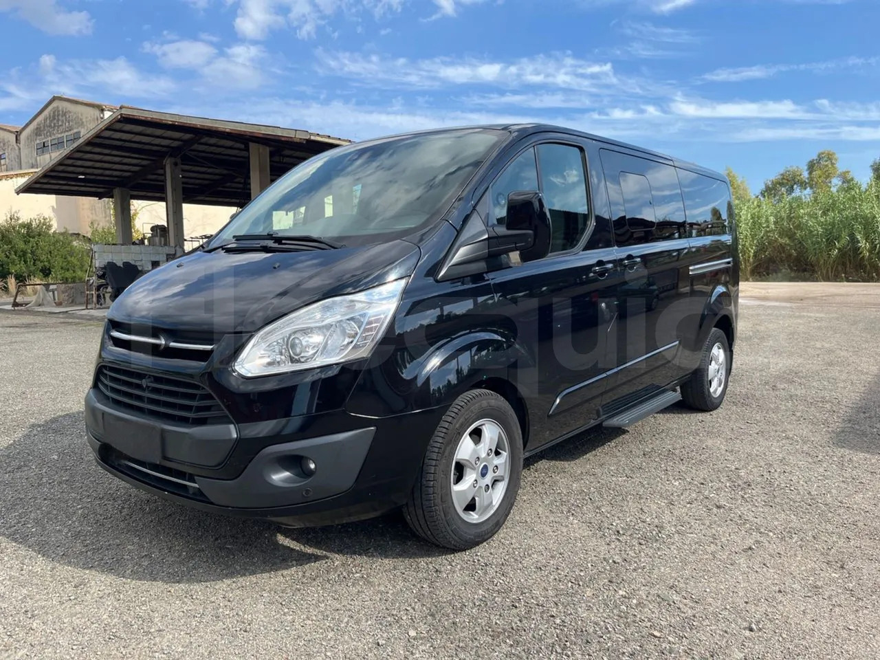 Ford Tourneo Custom - Transport de personnes: photos 4 Ford Tourneo Custom - Transport de personnes: photos 4