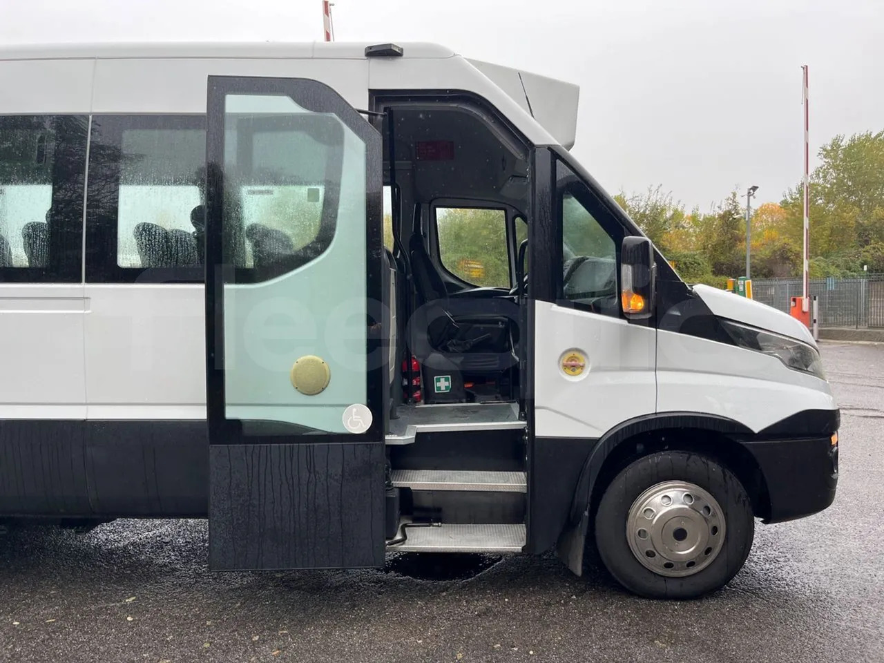 Bus interurbain Iveco Daily: photos 13 Bus interurbain Iveco Daily: photos 13