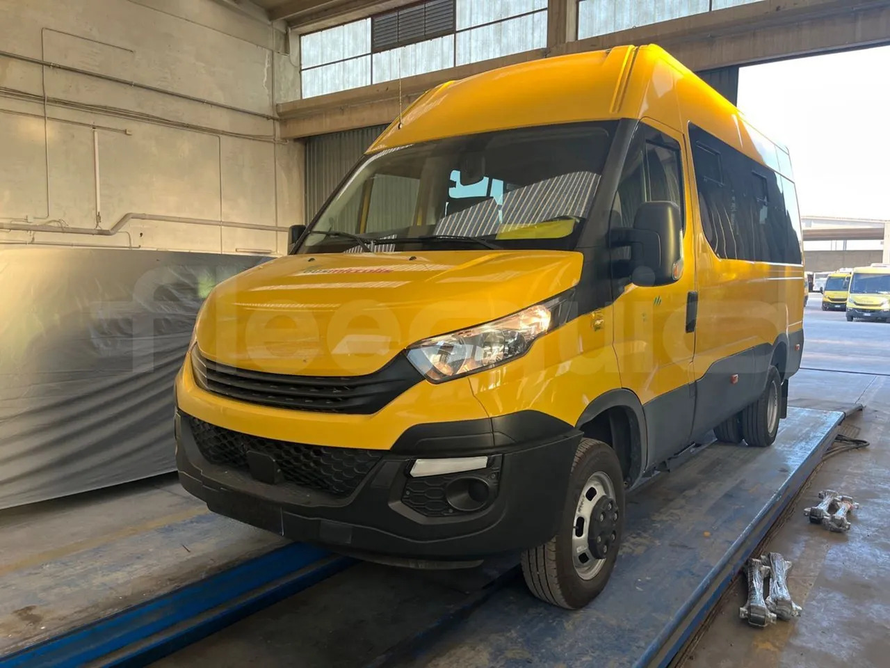 Iveco Daily - Bus scolaire: photos 4 Iveco Daily - Bus scolaire: photos 4