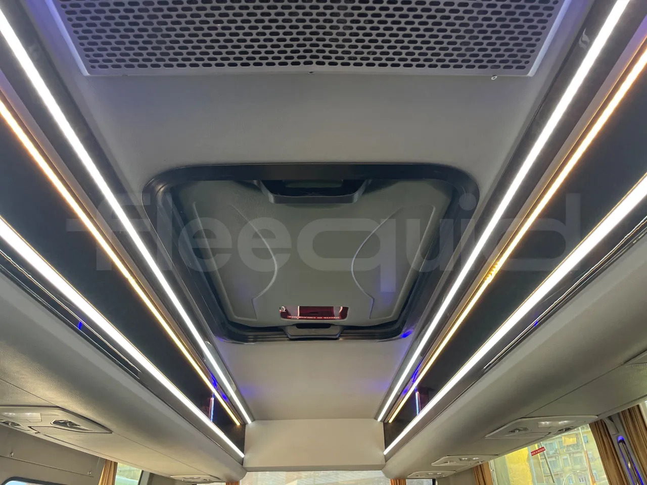 Minibus, Transport de personnes Iveco Daily: photos 32