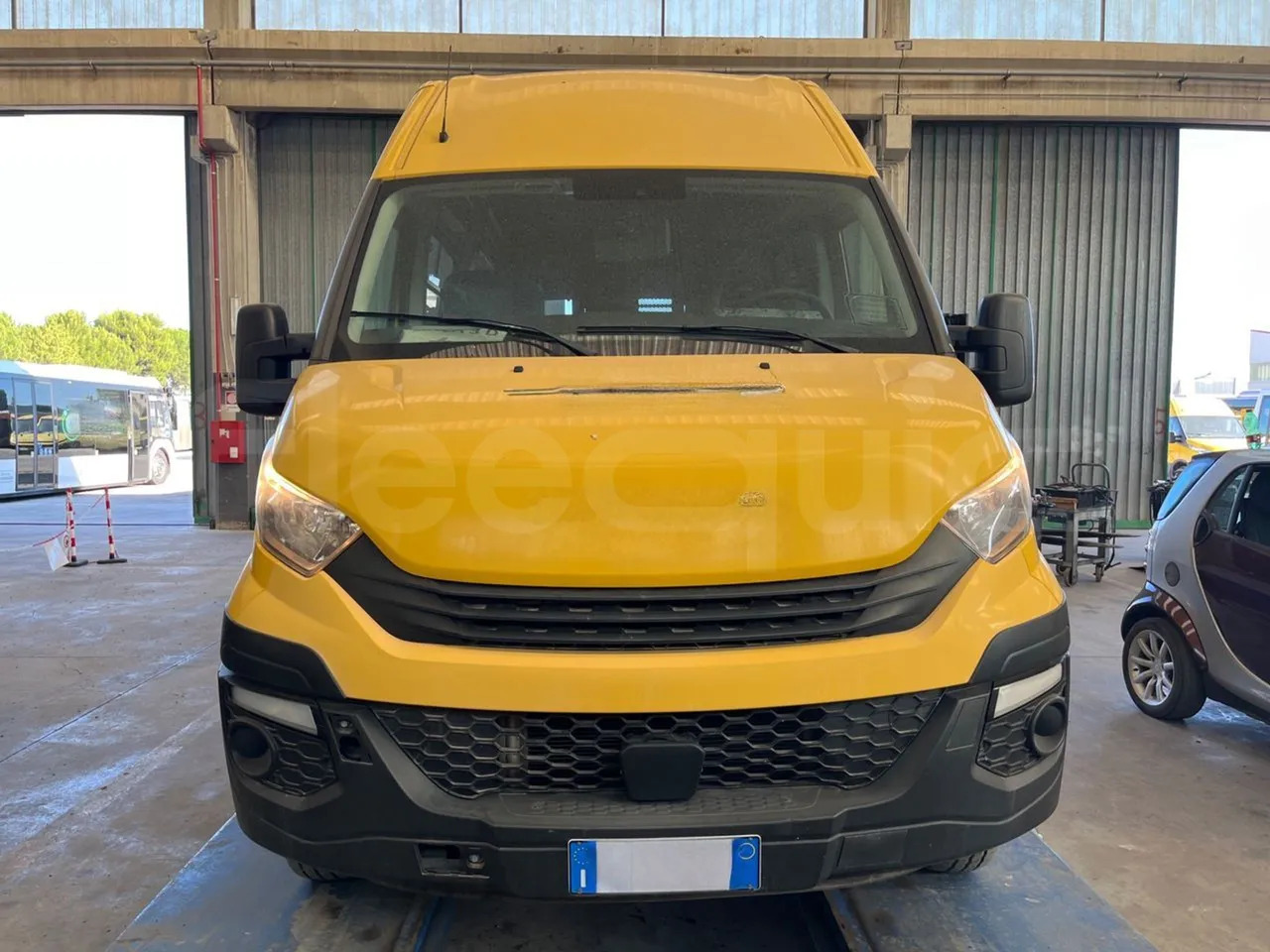 Iveco Daily - Bus scolaire: photos 2 Iveco Daily - Bus scolaire: photos 2