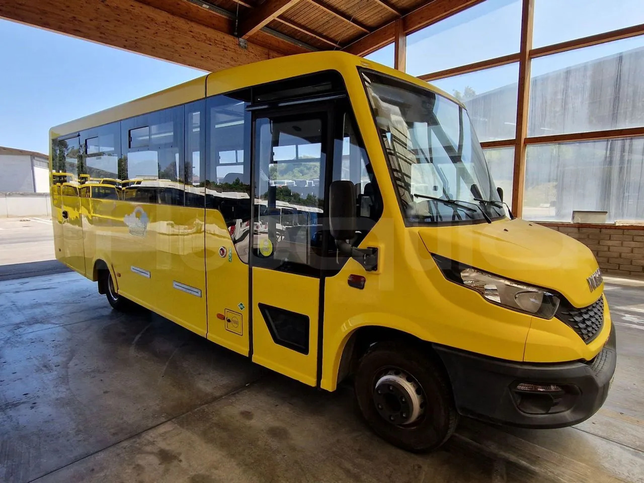 Iveco Indcar - Bus scolaire: photos 1 Iveco Indcar - Bus scolaire: photos 1