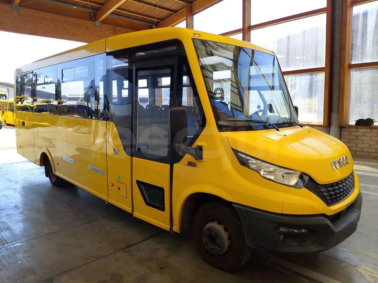 Iveco Indcar - Bus scolaire: photos 1 Iveco Indcar - Bus scolaire: photos 1