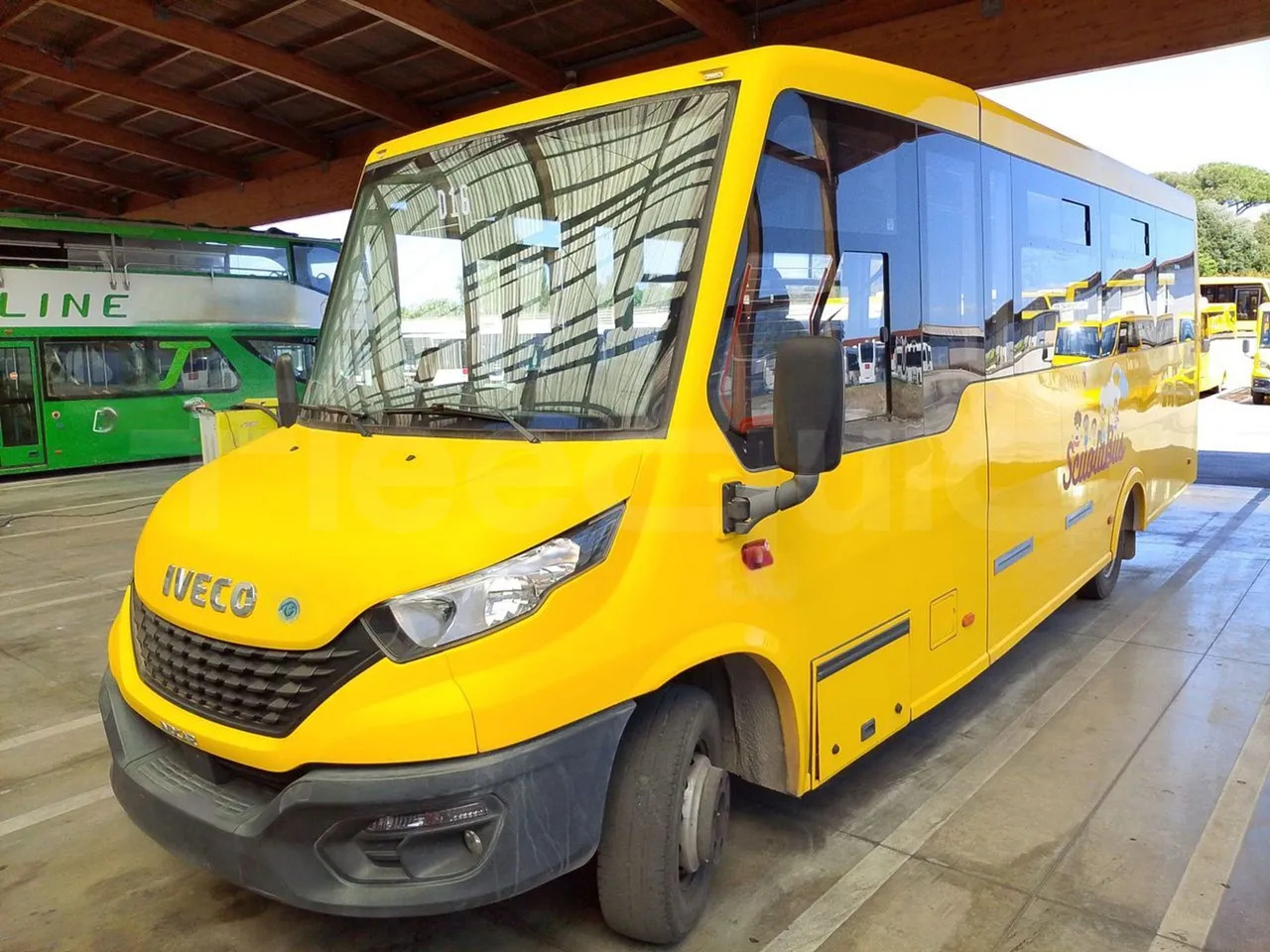 Iveco Indcar - Bus scolaire: photos 3 Iveco Indcar - Bus scolaire: photos 3