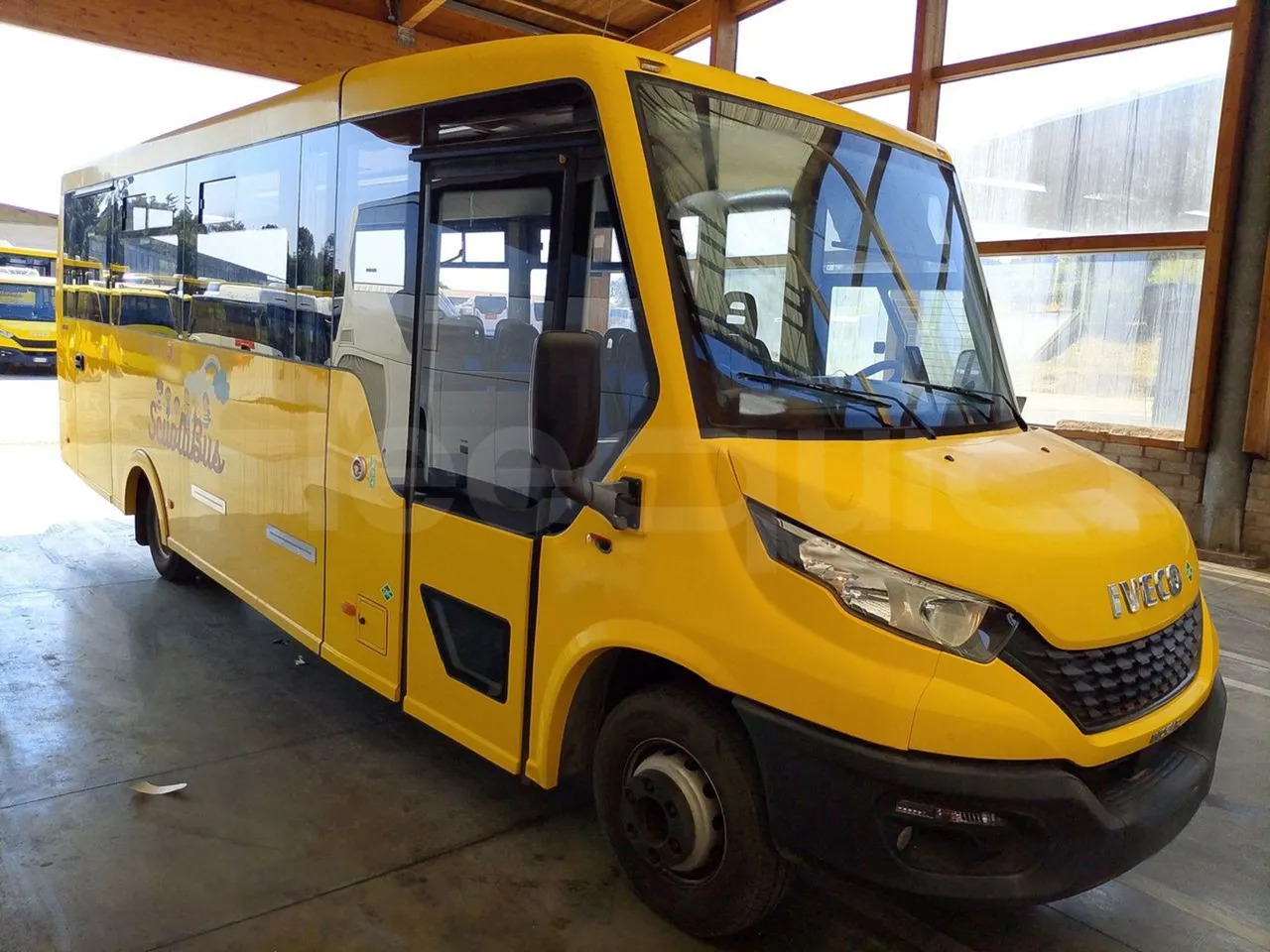 Iveco Indcar - Bus scolaire: photos 1 Iveco Indcar - Bus scolaire: photos 1