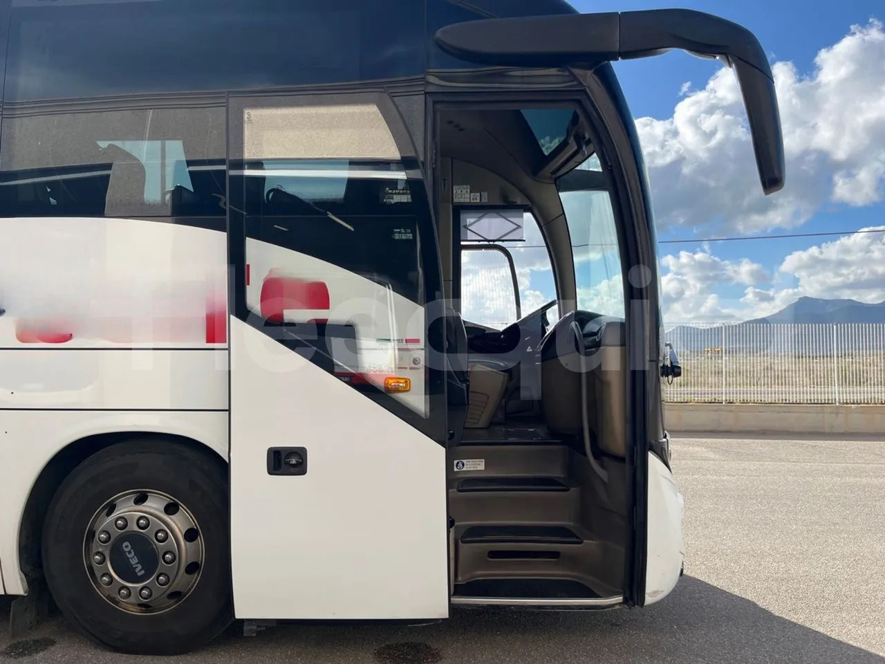 Autocar Iveco Magelys: photos 15 Autocar Iveco Magelys: photos 15