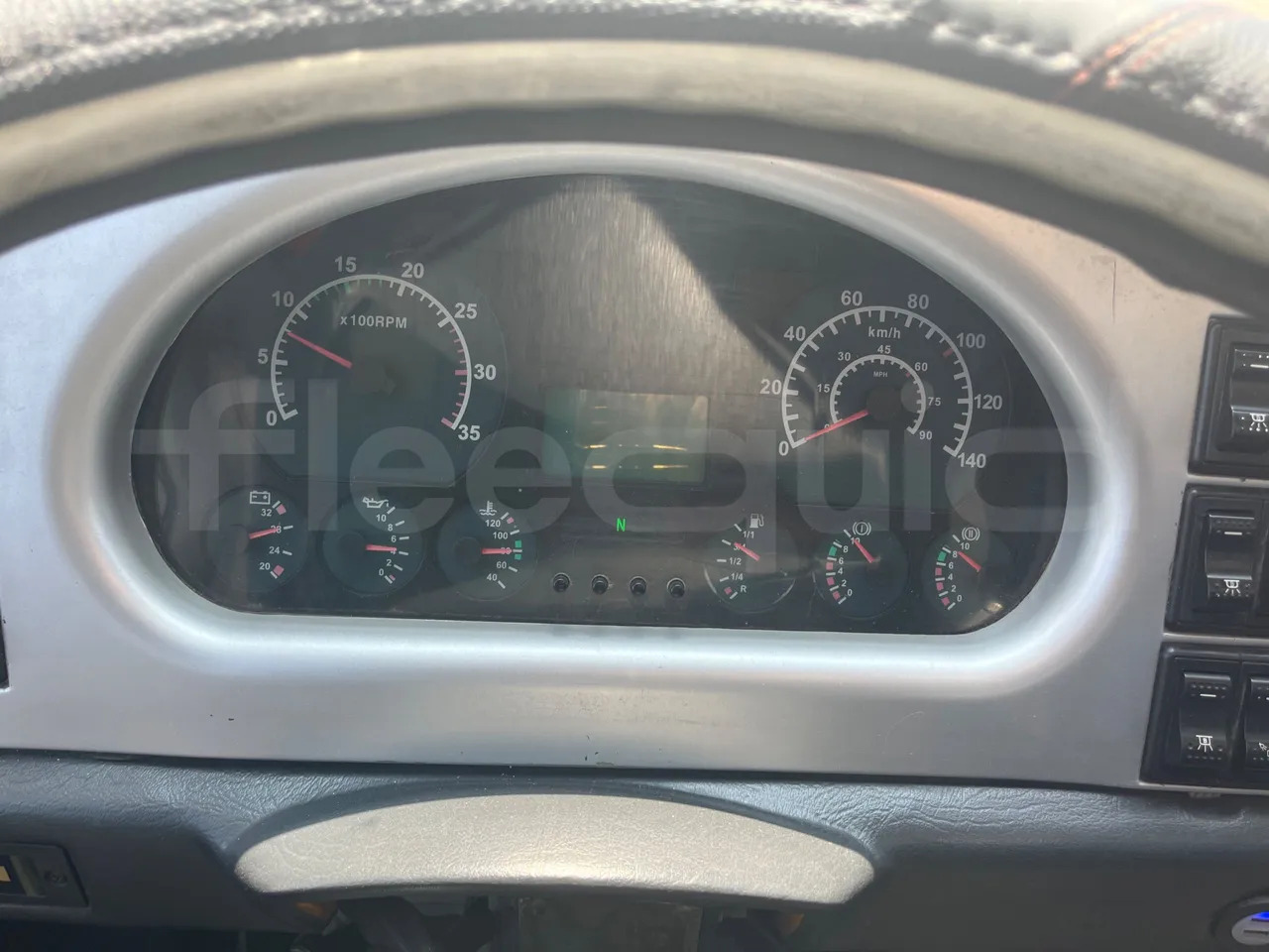 King Long XMQ6800 - Bus scolaire: photos 3 King Long XMQ6800 - Bus scolaire: photos 3