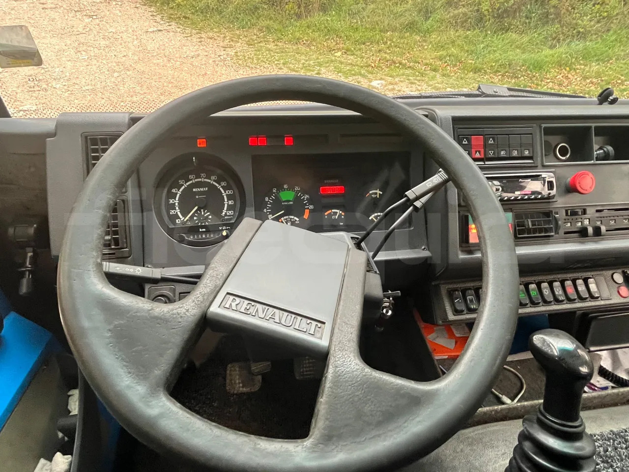 Crédit-bail  Renault Millenium 250 Renault Millenium 250: photos 20