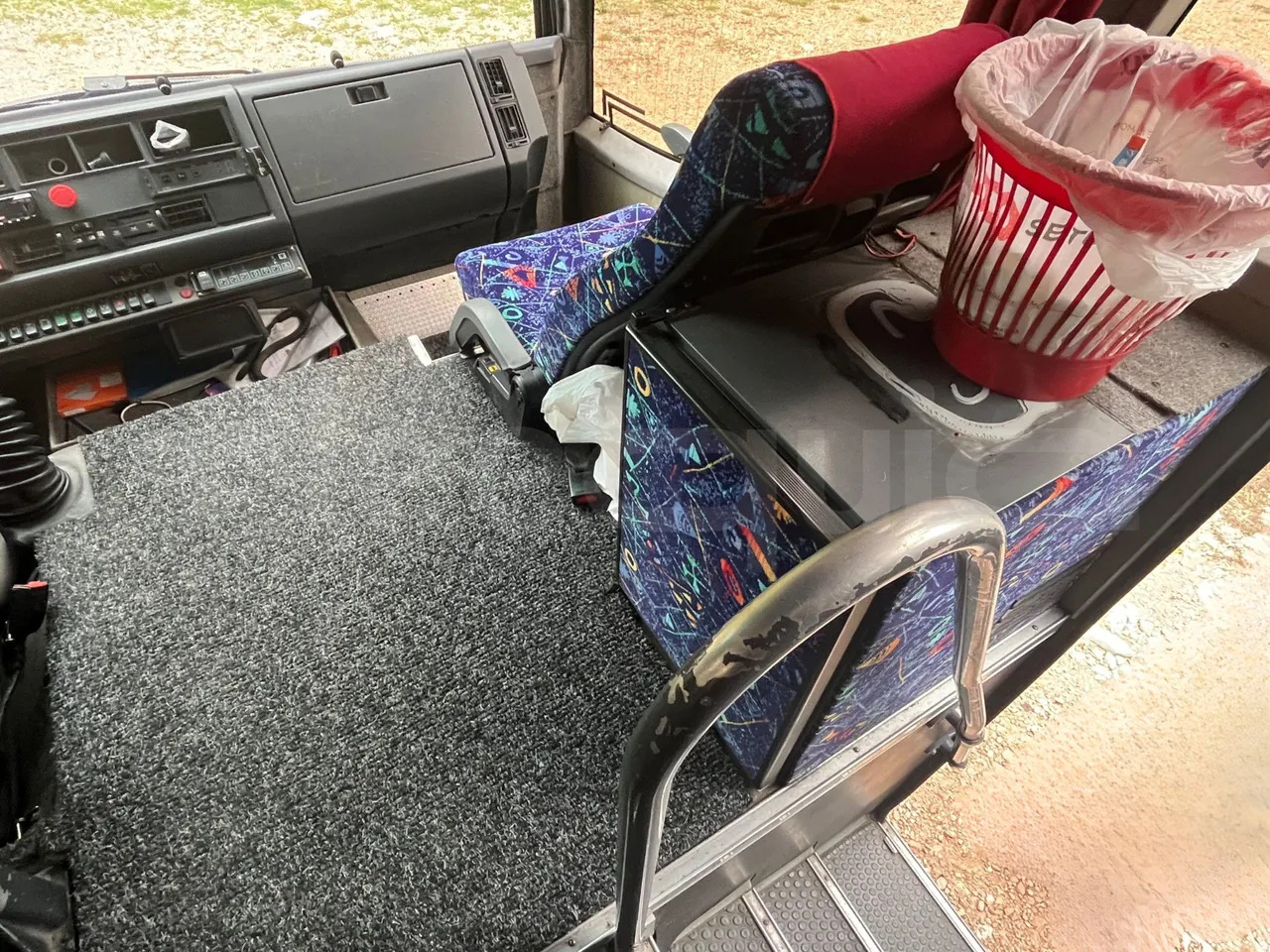 Crédit-bail  Renault Millenium 250 Renault Millenium 250: photos 18