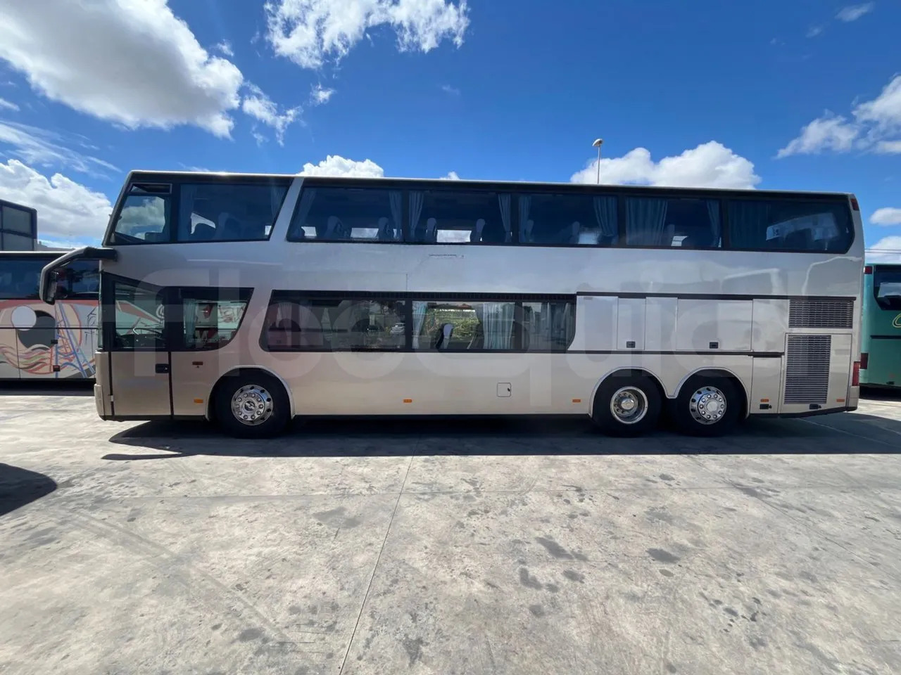 Crédit-bail Setra S328 Setra S328: photos 6 Crédit-bail Setra S328 Setra S328: photos 6