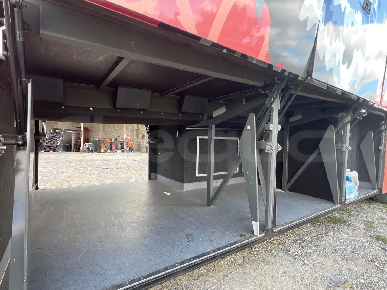 Autocar Volvo 9700: photos 8