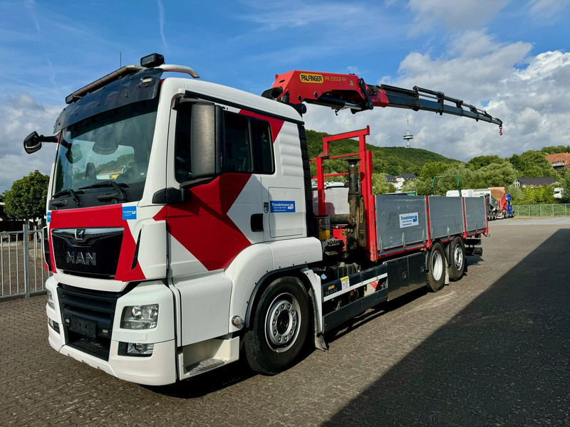 MAN TGS 26.460 6x2 Lenk-Liftachse Palfingerkran PK 22002 hi Fahrerha - Camion plateau, Camion grue: photos 3 MAN TGS 26.460 6x2 Lenk-Liftachse Palfingerkran PK 22002 hi Fahrerha - Camion plateau, Camion grue: photos 3