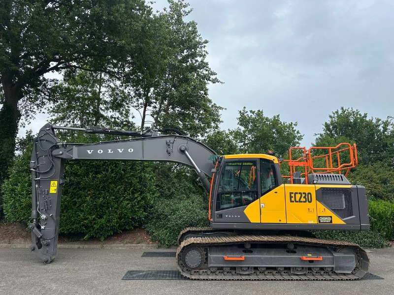 Volvo EC 230 - Pelle sur chenille: photos 2 Volvo EC 230 - Pelle sur chenille: photos 2