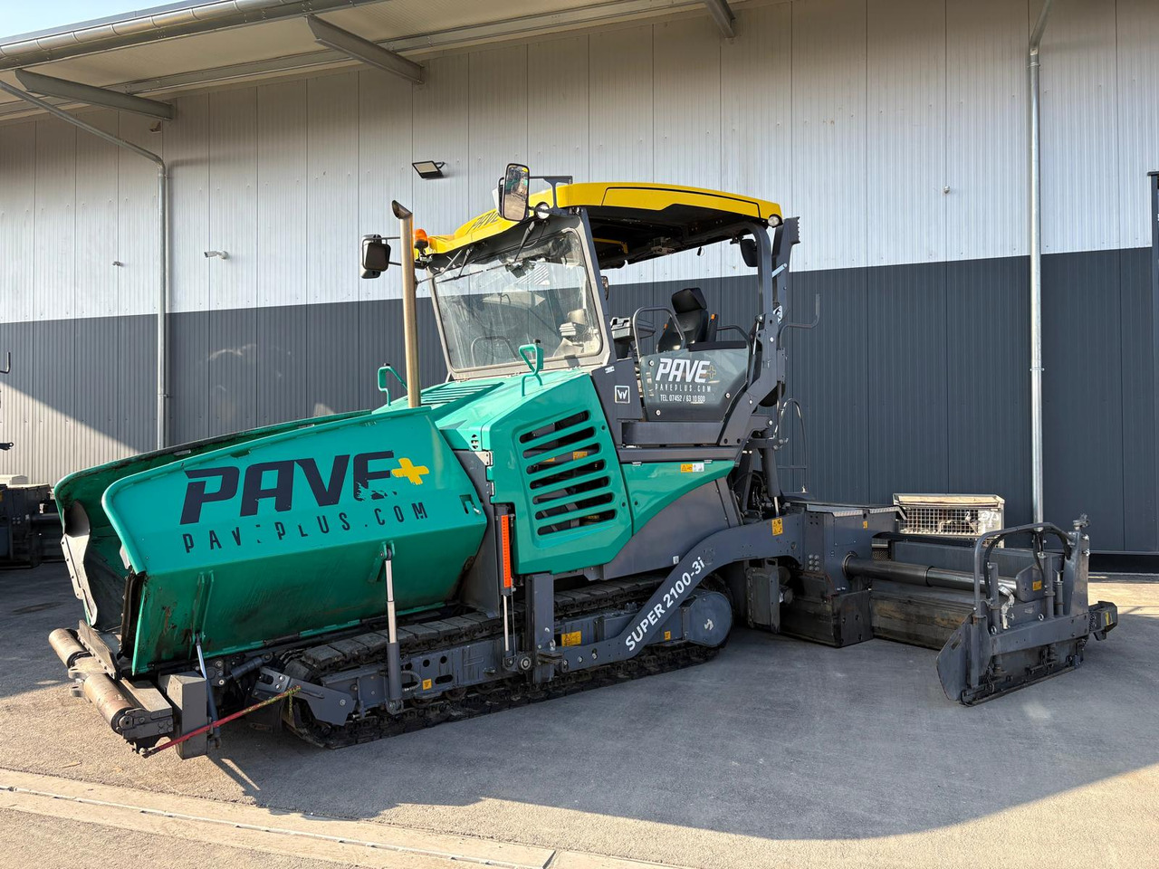 VÖGELE SUPER 2100-3i - Finisseur: photos 1 VÖGELE SUPER 2100-3i - Finisseur: photos 1