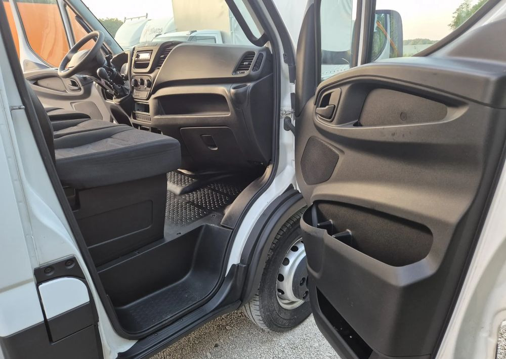 Iveco 65C15 70C15 60C15 50C15 3.0 150KM - Véhicule utilitaire benne: photos 5 Iveco 65C15 70C15 60C15 50C15 3.0 150KM - Véhicule utilitaire benne: photos 5