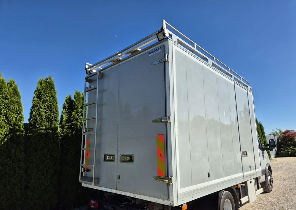 Kontener 8 palet Iveco, wysoki 230cm, bagażnik dachowy, regały, stan idealny! - Carrosserie fourgon: photos 3 Kontener 8 palet Iveco, wysoki 230cm, bagażnik dachowy, regały, stan idealny! - Carrosserie fourgon: photos 3