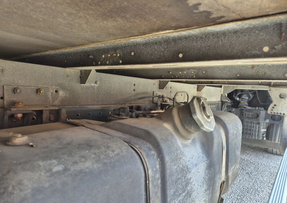 Kontener 8 palet +winda Dhollandia 750kg 2014 rok, regulowana szer. podramówki, Canter, Iveco, Master ,Ducato, Inne - Carrosserie fourgon: photos 5 Kontener 8 palet +winda Dhollandia 750kg 2014 rok, regulowana szer. podramówki, Canter, Iveco, Master ,Ducato, Inne - Carrosserie fourgon: photos 5