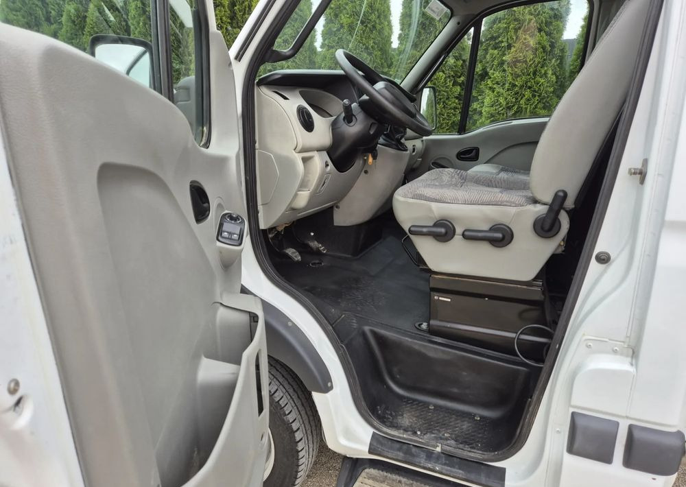 Renault Mascott 3.0Dxi - Véhicule utilitaire benne: photos 4 Renault Mascott 3.0Dxi - Véhicule utilitaire benne: photos 4