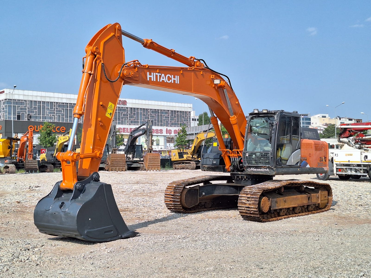 HITACHI ZX 300 LCH-5A - Pelle sur chenille: photos 1 HITACHI ZX 300 LCH-5A - Pelle sur chenille: photos 1