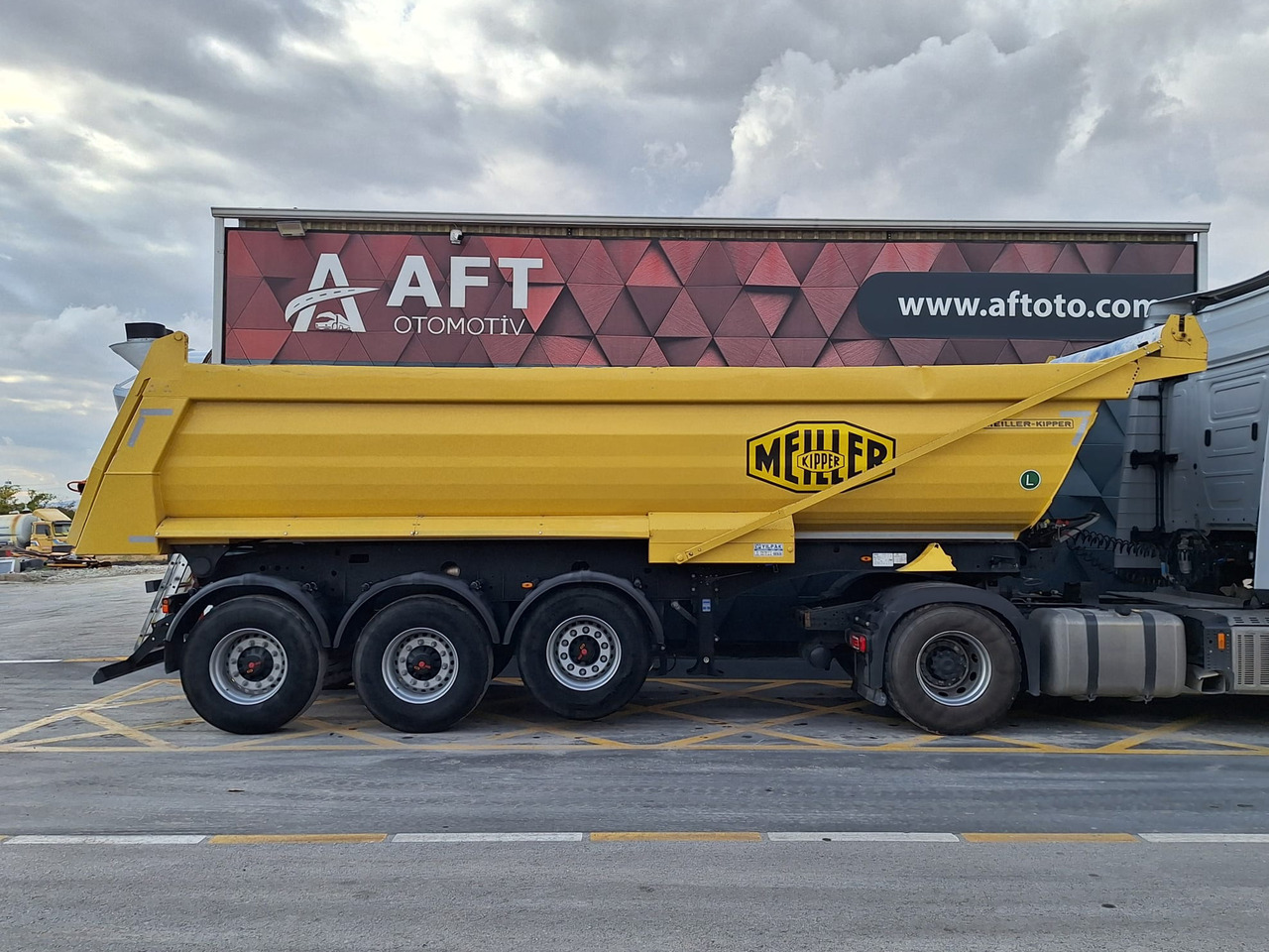 MEILLER - Semi-remorque benne: photos 4 MEILLER - Semi-remorque benne: photos 4