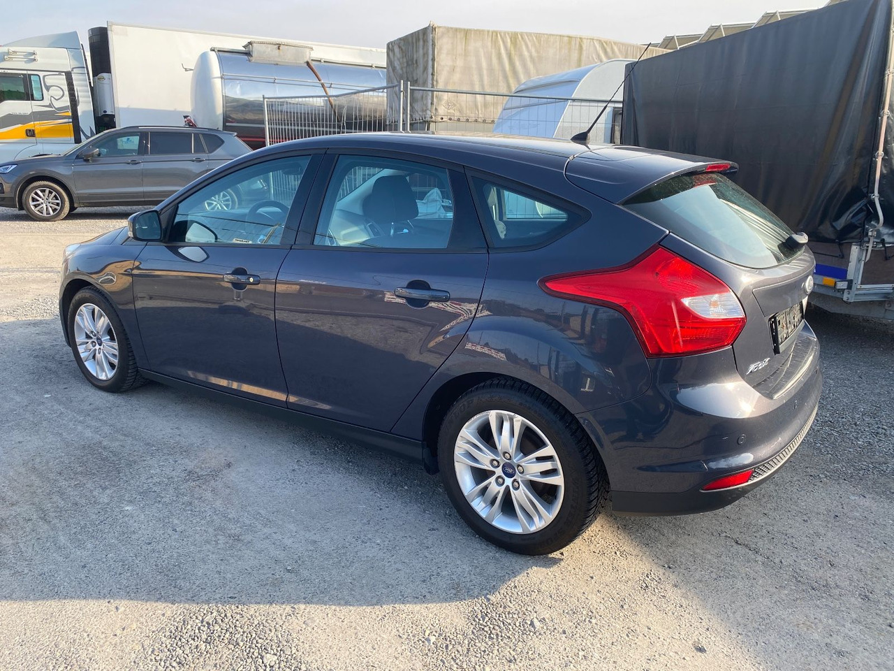 Ford Focus Lim. Trend - Berline: photos 3 Ford Focus Lim. Trend - Berline: photos 3