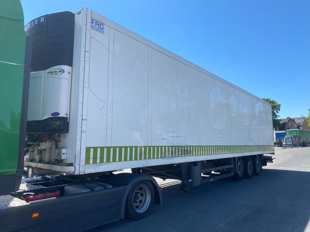 Schmitz Cargobull Carrier 1850 MT/ Doppelstock/Trennwand/ 2,75 m - Semi-remorque frigorifique: photos 4 Schmitz Cargobull Carrier 1850 MT/ Doppelstock/Trennwand/ 2,75 m - Semi-remorque frigorifique: photos 4