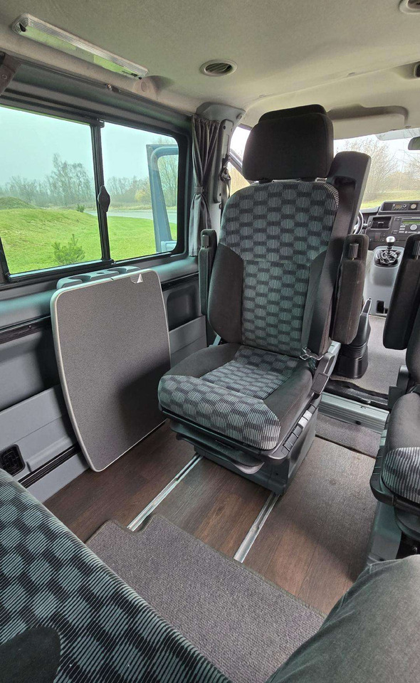 Minibus, Transport de personnes Ford Transit: photos 12