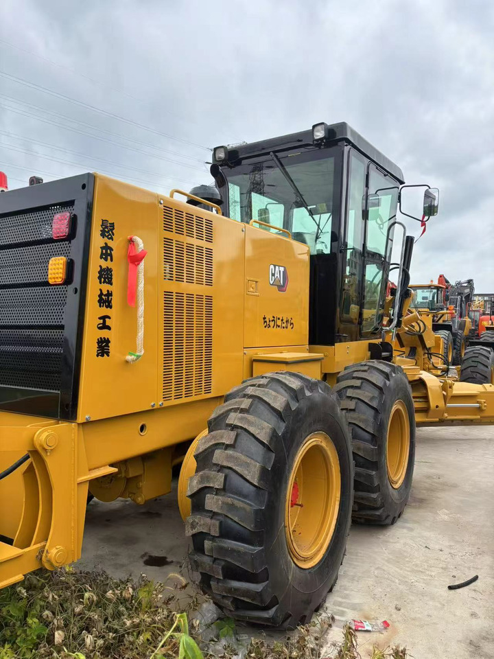 CATERPILLAR 140K moter grader hot sale construction machine - Niveleuse: photos 4 CATERPILLAR 140K moter grader hot sale construction machine - Niveleuse: photos 4