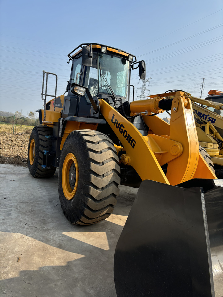 LIUGONG CLG856H China brand loader 5 ton class front loader - Chargeuse sur pneus: photos 1 LIUGONG CLG856H China brand loader 5 ton class front loader - Chargeuse sur pneus: photos 1