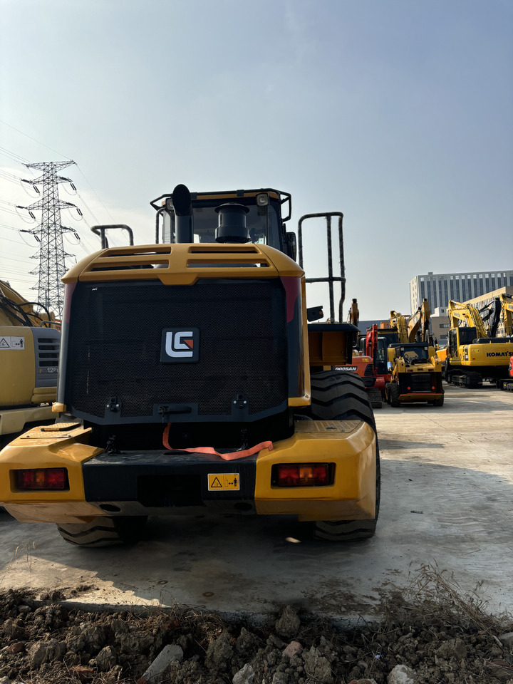 LIUGONG CLG856H China brand loader 5 ton class front loader - Chargeuse sur pneus: photos 4 LIUGONG CLG856H China brand loader 5 ton class front loader - Chargeuse sur pneus: photos 4