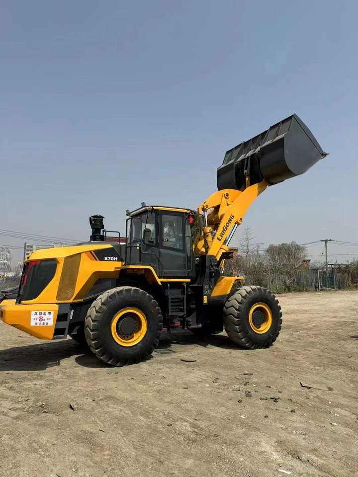 LIUGONG clg870H China brand 7 ton class front loader liugong loader - Chargeuse sur pneus: photos 1 LIUGONG clg870H China brand 7 ton class front loader liugong loader - Chargeuse sur pneus: photos 1