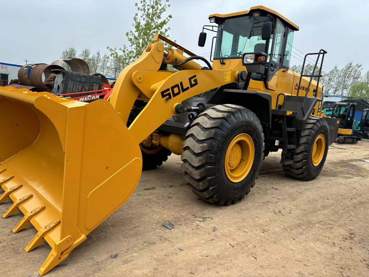 SDLG L956F china brand front loader 5 ton class - Chargeuse sur pneus: photos 3 SDLG L956F china brand front loader 5 ton class - Chargeuse sur pneus: photos 3