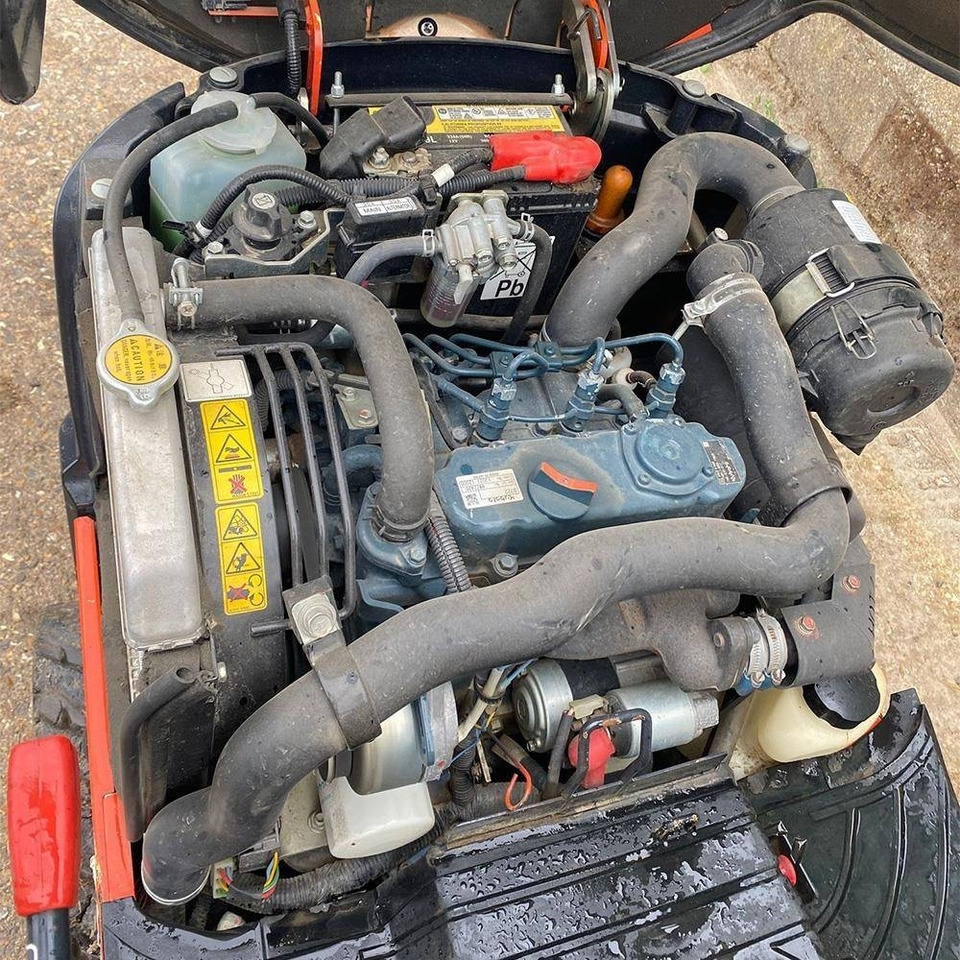 Kubota K 008-5 - Mini pelle: photos 4 Kubota K 008-5 - Mini pelle: photos 4