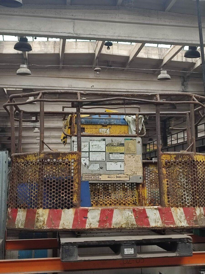 Aichi SR 182 - Nacelle télescopique: photos 5 Aichi SR 182 - Nacelle télescopique: photos 5