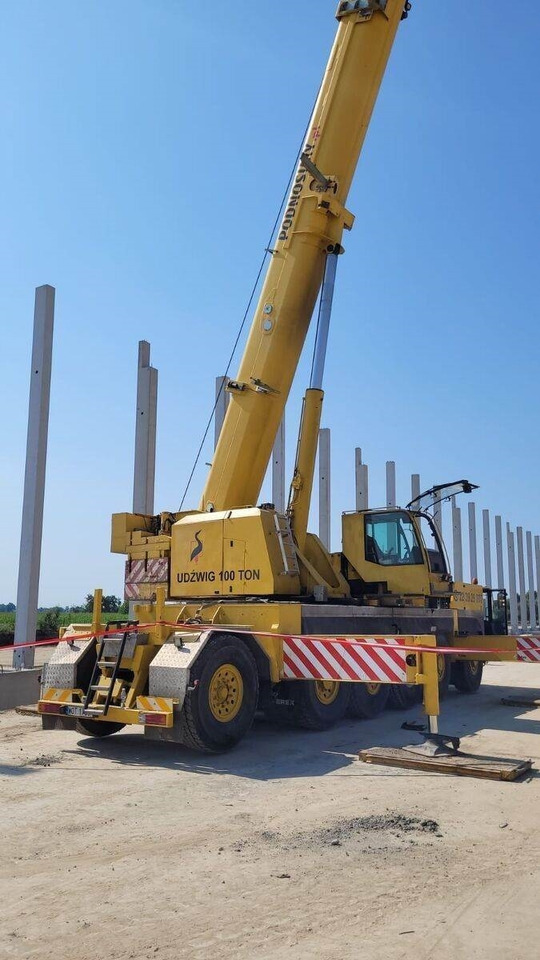 Demag AC-100/5 - Grue tout-terrain: photos 4 Demag AC-100/5 - Grue tout-terrain: photos 4