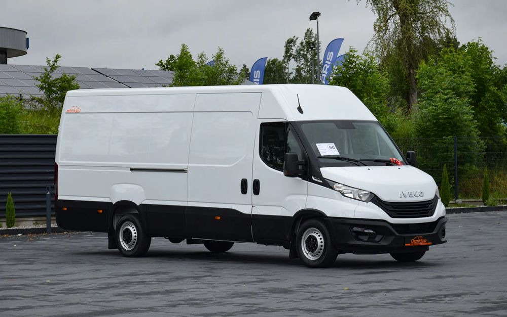 Iveco DAILY MAXI 35S16 / 2.3 - 160 KM / AUTOMAT HI-MATIC / NOWY MODEL / 3 OSOBY / DOSTAWCZE / BLASZAK / KLIMA / CZUJNIKI COFANIA / NISKI PRZEBIEG / 2022 / SERWISOWANY / Z NIEMIEC - Fourgon utilitaire: photos 3 Iveco DAILY MAXI 35S16 / 2.3 - 160 KM / AUTOMAT HI-MATIC / NOWY MODEL / 3 OSOBY / DOSTAWCZE / BLASZAK / KLIMA / CZUJNIKI COFANIA / NISKI PRZEBIEG / 2022 / SERWISOWANY / Z NIEMIEC - Fourgon utilitaire: photos 3