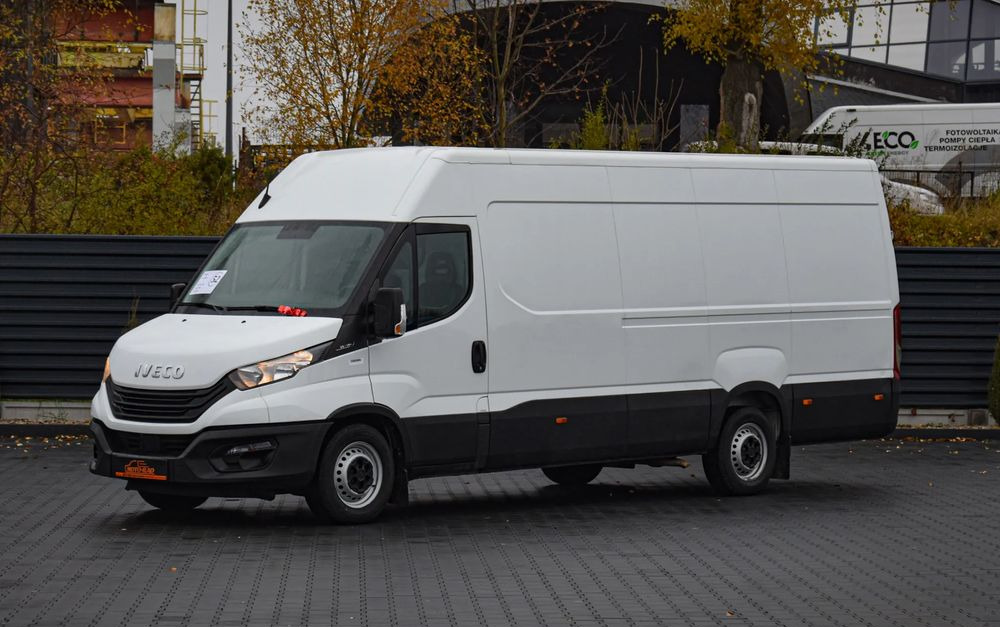 Iveco DAILY MAXI 35S16 / 2.3 - 160 KM / NOWY MODEL / 3 OSOBY / DOSTAWCZE / BLASZAK / KLIMA / CZUJNIKI COFANIA / TRYB CITY-ECO / 2023 / SERWISOWANY / SPROWADZONY Z NIEMIEC - Fourgon utilitaire: photos 1 Iveco DAILY MAXI 35S16 / 2.3 - 160 KM / NOWY MODEL / 3 OSOBY / DOSTAWCZE / BLASZAK / KLIMA / CZUJNIKI COFANIA / TRYB CITY-ECO / 2023 / SERWISOWANY / SPROWADZONY Z NIEMIEC - Fourgon utilitaire: photos 1