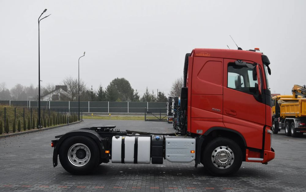 Volvo FH500 / NISKA KABINA / HYDRAULIKA / EURO 6 / ACC / LEDY / ALUFELGI / SERWISOWANY / SPROWADZONY - Tracteur routier: photos 4 Volvo FH500 / NISKA KABINA / HYDRAULIKA / EURO 6 / ACC / LEDY / ALUFELGI / SERWISOWANY / SPROWADZONY - Tracteur routier: photos 4