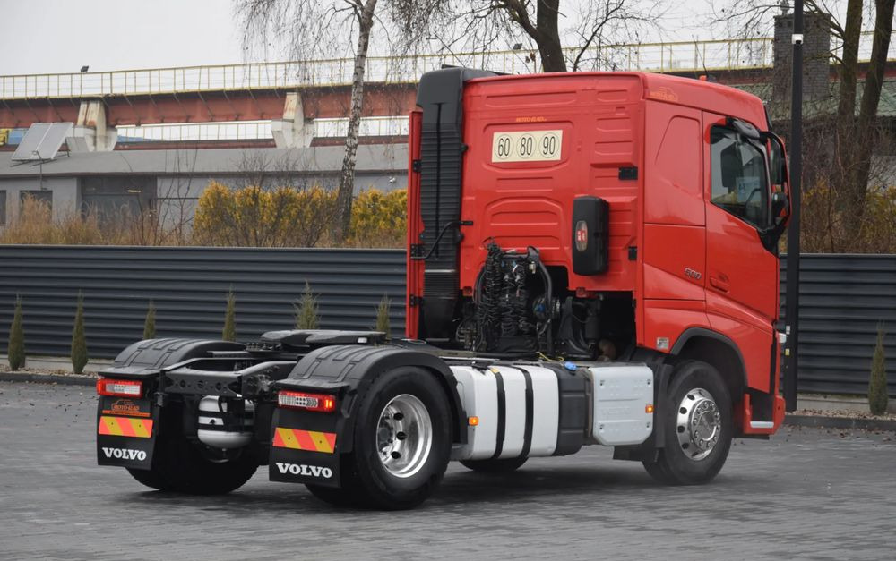 Volvo FH500 / NISKA KABINA / HYDRAULIKA / EURO 6 / ACC / LEDY / ALUFELGI / SERWISOWANY / SPROWADZONY - Tracteur routier: photos 5 Volvo FH500 / NISKA KABINA / HYDRAULIKA / EURO 6 / ACC / LEDY / ALUFELGI / SERWISOWANY / SPROWADZONY - Tracteur routier: photos 5
