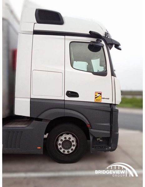 Mercedes-Benz Actros 1845 RETARDER - Tracteur routier: photos 5 Mercedes-Benz Actros 1845 RETARDER - Tracteur routier: photos 5