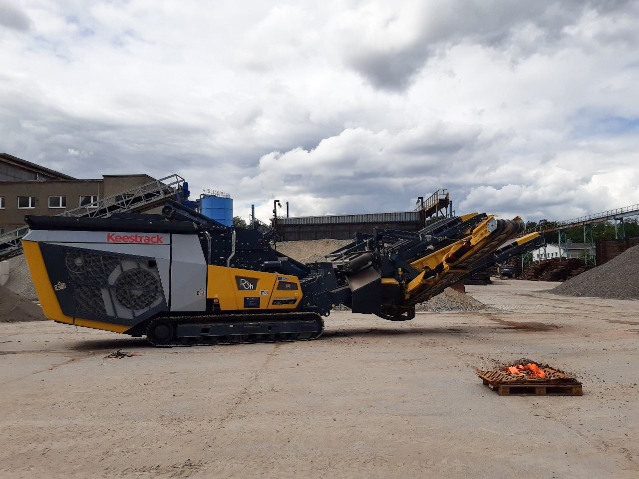 Keestrack R3h DD - Concasseur à percussion: photos 2 Keestrack R3h DD - Concasseur à percussion: photos 2