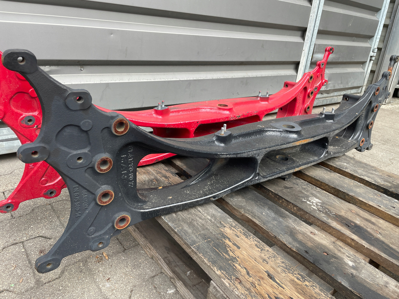 BELKA ZDERZAKA ZDERZAK MAN TGX TGS BUDOWLANY 81412800072 - Pare-chocs pour Camion: photos 2 BELKA ZDERZAKA ZDERZAK MAN TGX TGS BUDOWLANY 81412800072 - Pare-chocs pour Camion: photos 2