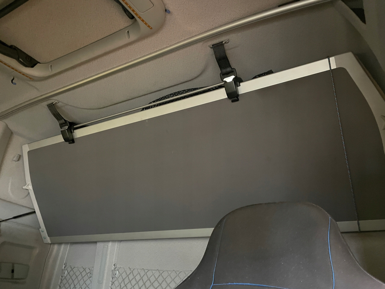 KABINA MAN TGX EURO 6 XLX BIAŁA KOLOR RAL 9010 - Cabine pour Camion: photos 5 KABINA MAN TGX EURO 6 XLX BIAŁA KOLOR RAL 9010 - Cabine pour Camion: photos 5