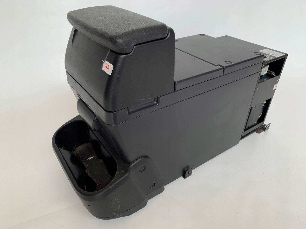 LODÓWKA IVECO STRALIS HI-WAY HIWAY NR 74 - Panel de instrumentos pour Camion: photos 1 LODÓWKA IVECO STRALIS HI-WAY HIWAY NR 74 - Panel de instrumentos pour Camion: photos 1