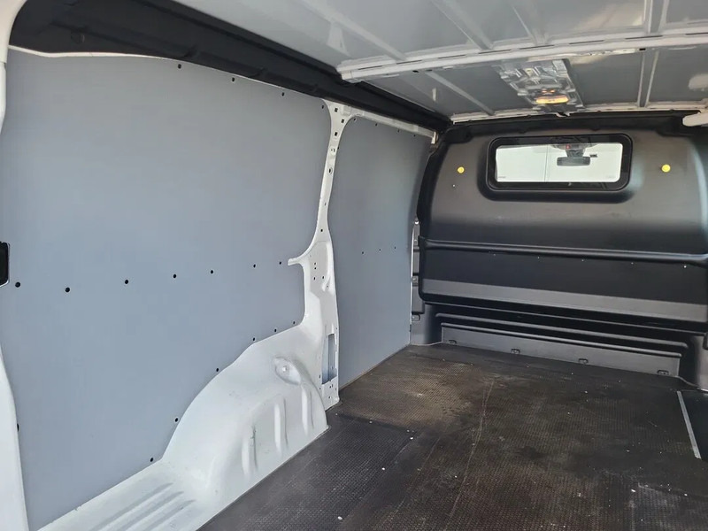 Citroën Jumpy L3H1 - Fourgonnette: photos 4 Citroën Jumpy L3H1 - Fourgonnette: photos 4