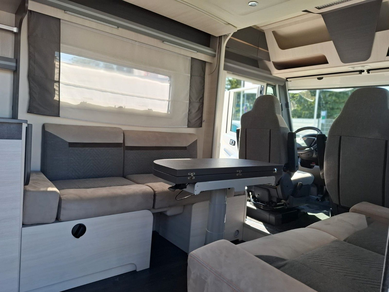 Challenger 2060 - Camping-car intégral: photos 5 Challenger 2060 - Camping-car intégral: photos 5