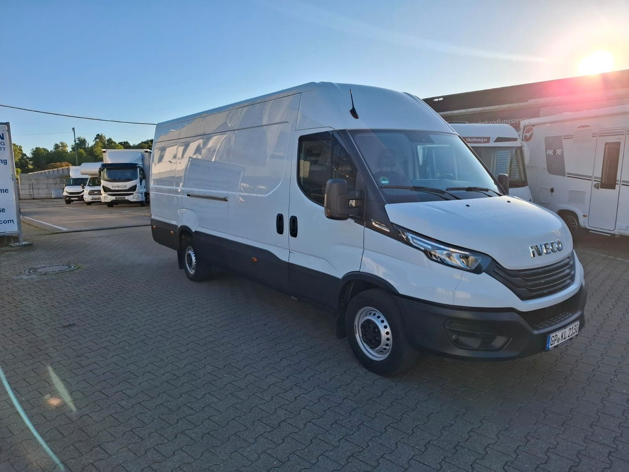 Iveco 35-160V/P, Luftfed., KLima, HiMatic, DAB,. - Fourgon utilitaire: photos 2 Iveco 35-160V/P, Luftfed., KLima, HiMatic, DAB,. - Fourgon utilitaire: photos 2